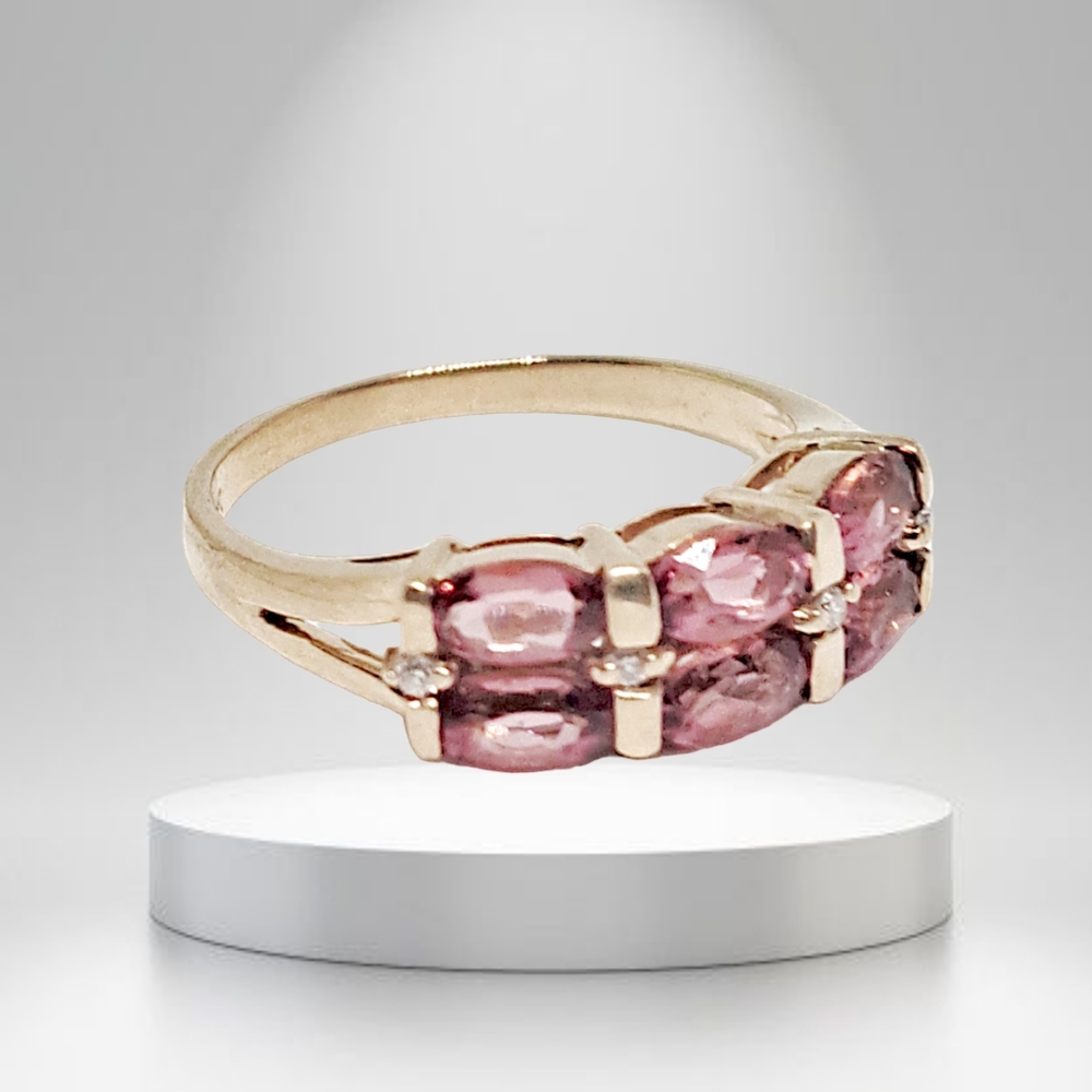 9K Yellow Gold Ring with Double Row Amethysts and 4 Diamonds - Picture 4 of 8